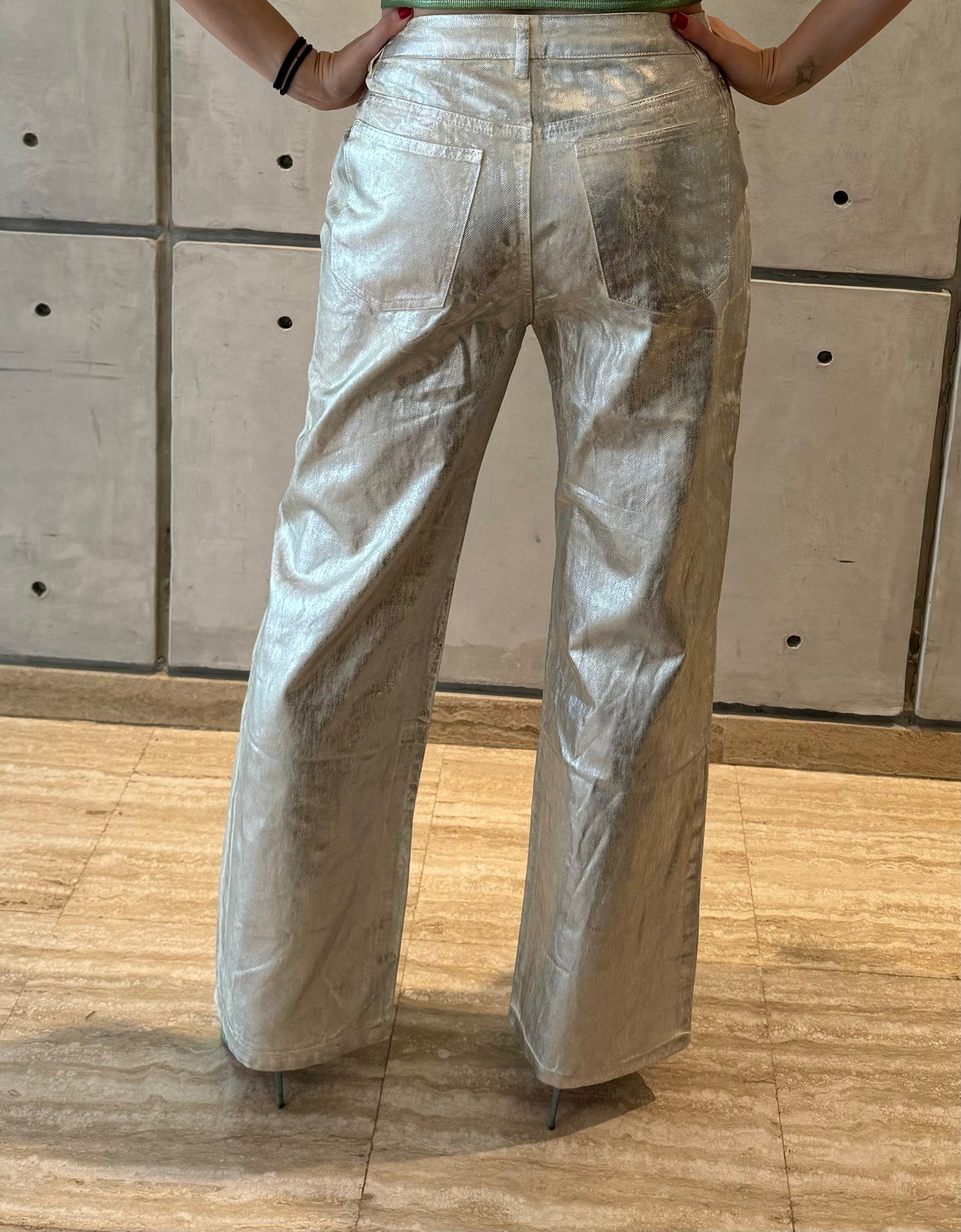 METALLIC SILVER PANT